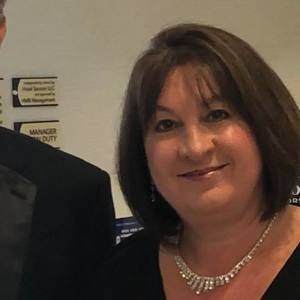 Meet your Posher, Stefani